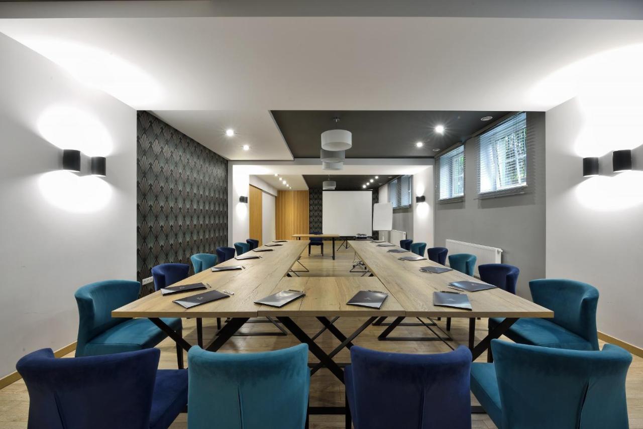 Hotel Agat Piotrków Trybunalski 외부 사진