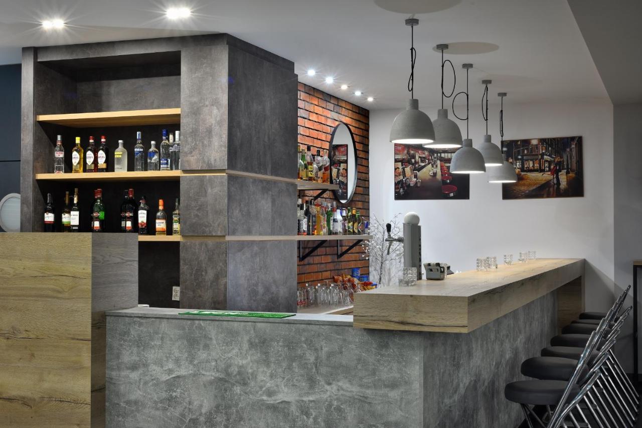 Hotel Agat Piotrków Trybunalski 외부 사진