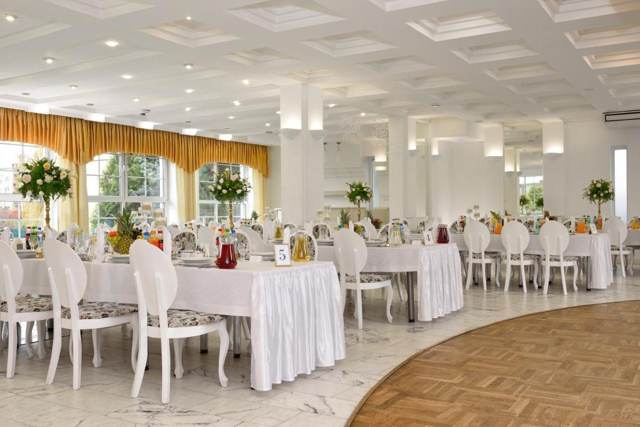 Hotel Agat Piotrków Trybunalski 외부 사진