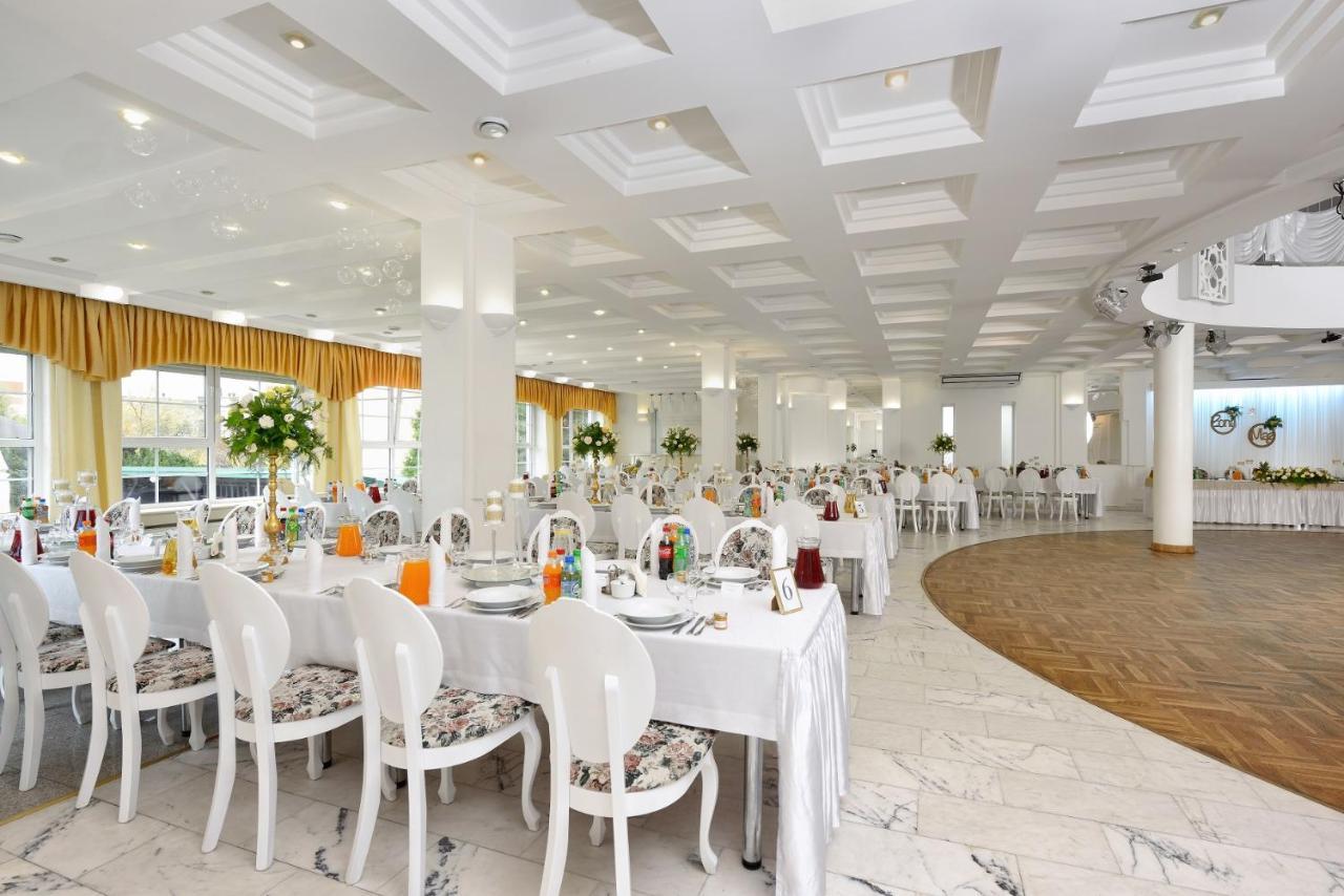 Hotel Agat Piotrków Trybunalski 외부 사진