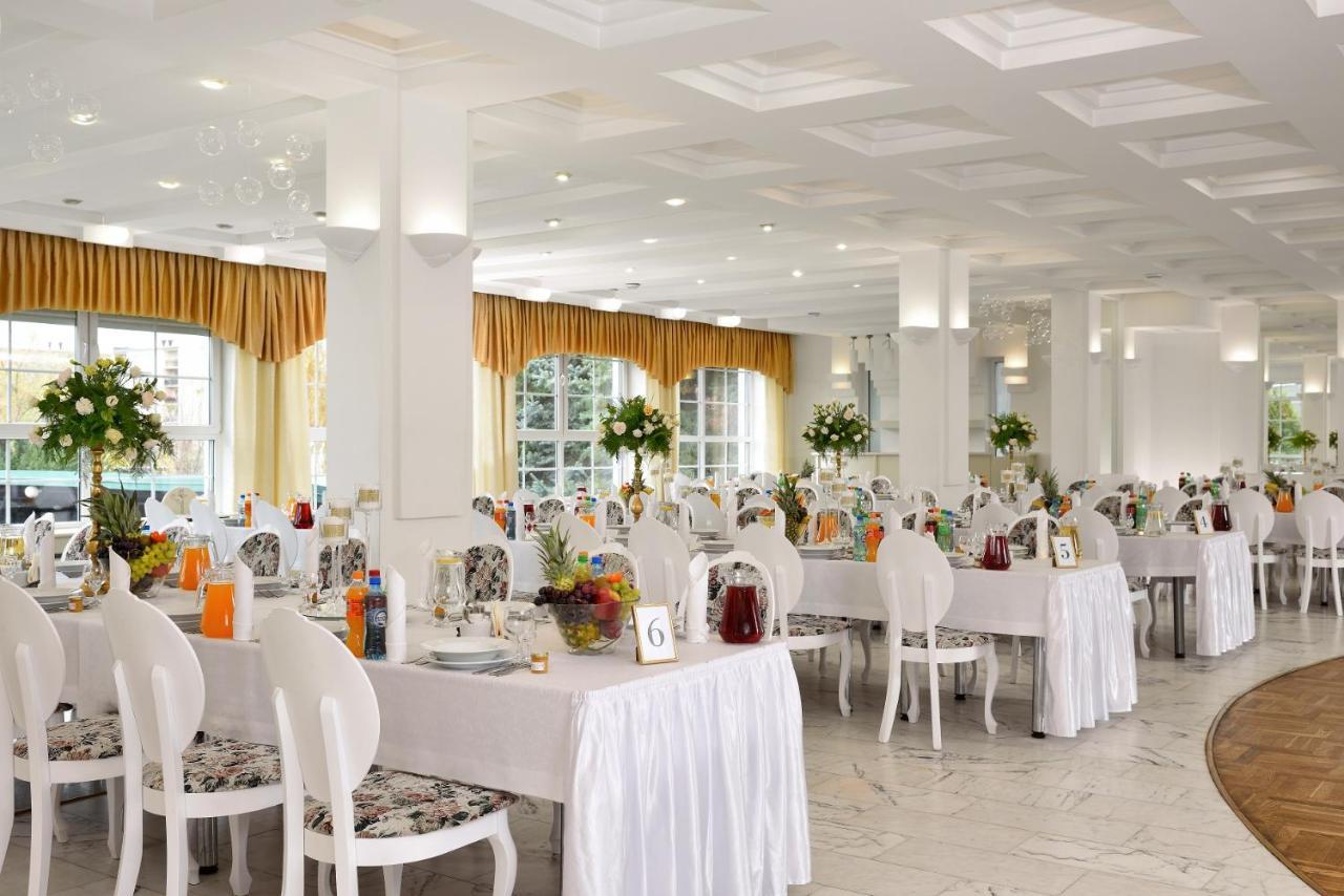 Hotel Agat Piotrków Trybunalski 외부 사진