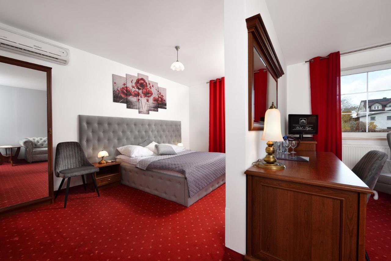 Hotel Agat Piotrków Trybunalski 외부 사진