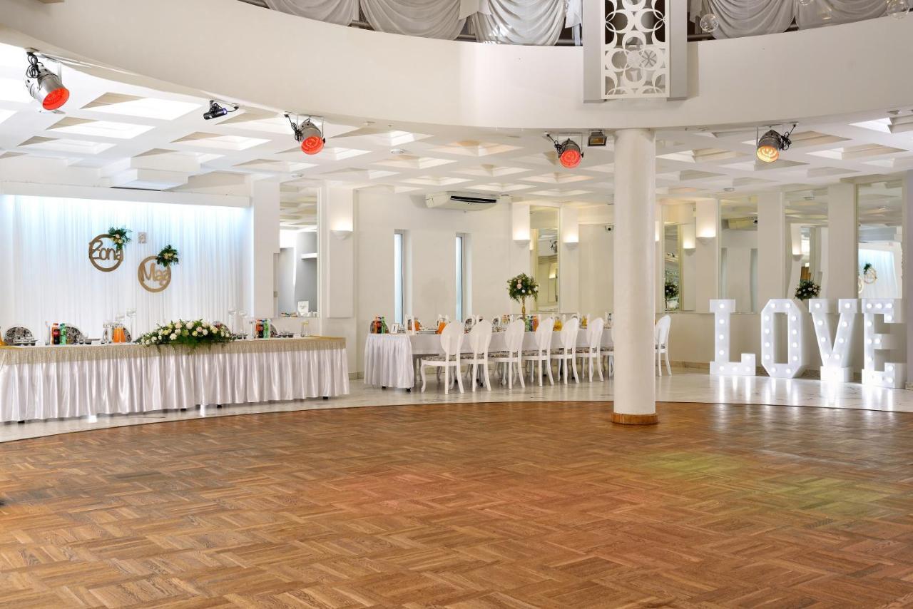 Hotel Agat Piotrków Trybunalski 외부 사진